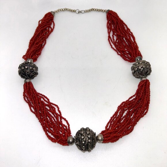 Estate Jewelry - Vintage Coral Color Beaded Necklace With Ornate Metal Accents & Hook Clasp